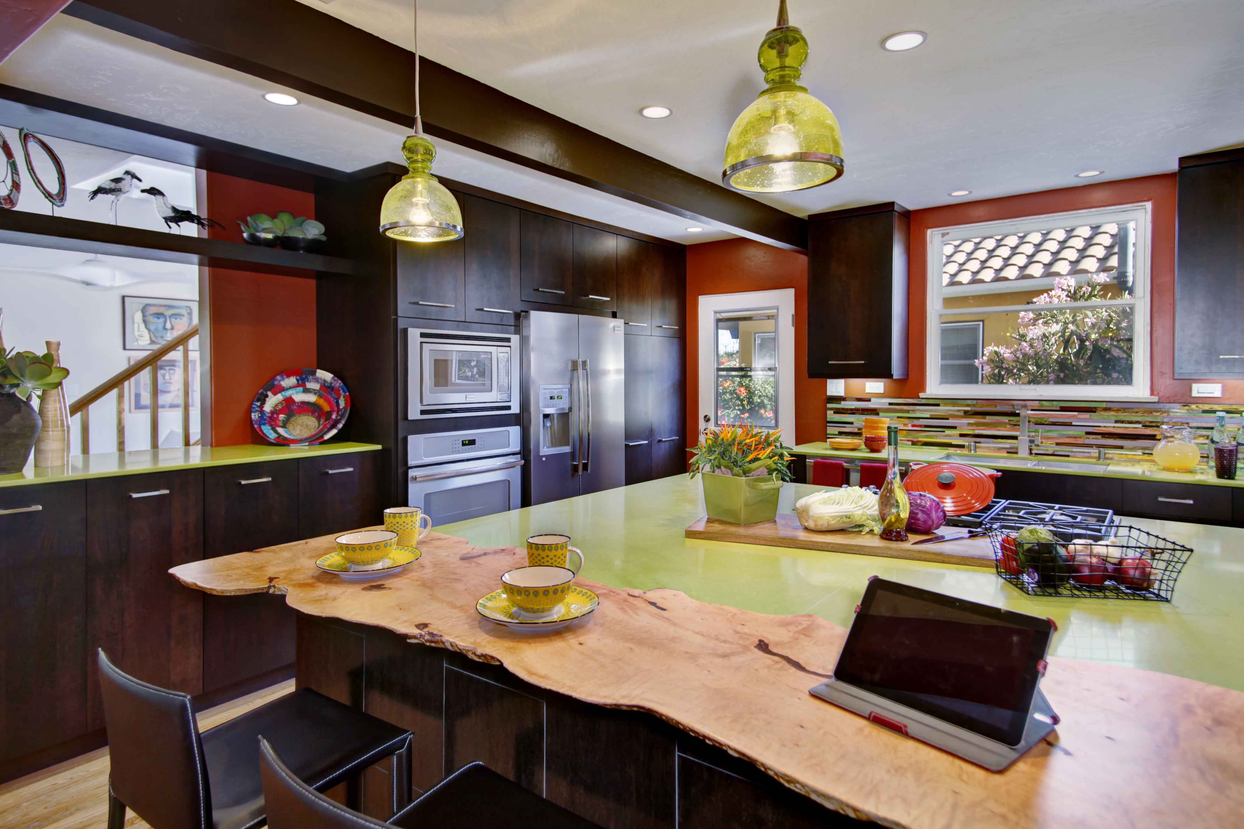 Your kitchen. Кухня в стиле Эклектика. Эклектика в интерьере кухни. Стиль Эклектика в интерьере кухни. Кухня столовая Эклектика.